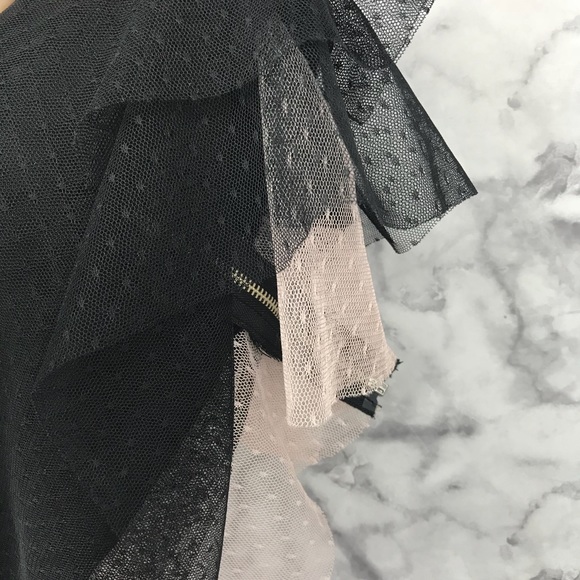 Daytrip Black Lace Ruffle Top Medium - Picture 8 of 8